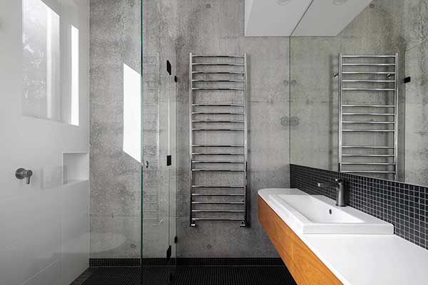 Luxury Glass Bathroom Solutions